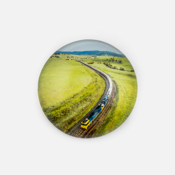 Indian Pacific Crystal Round Meadow Magnet